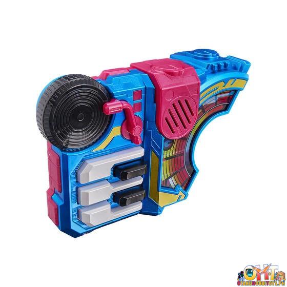 Bandai Kamen Rider Geats PREMIUM DX Memorial Beat Raise Buckle Set