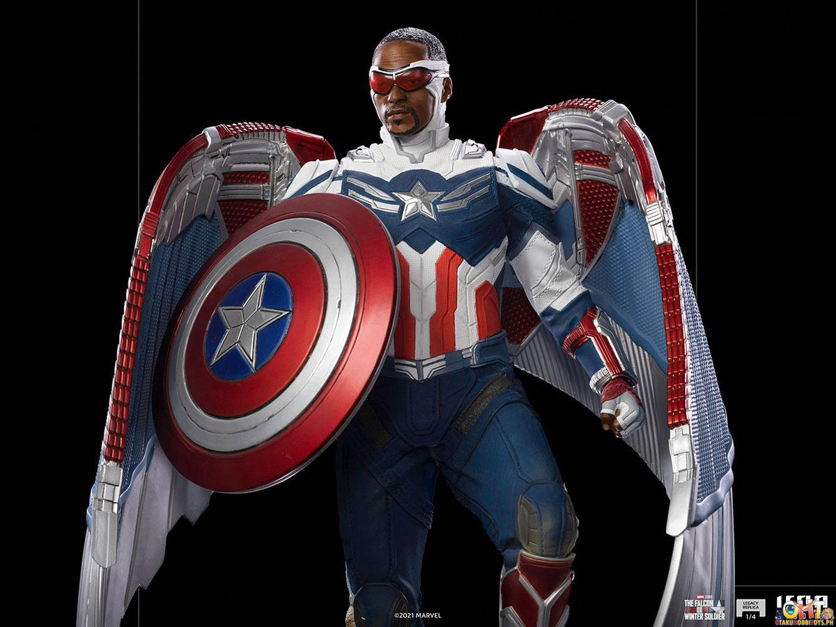 Iron Studios Falcon and the Winter Soldier 1/4 Captain America Sam Wilson (Closed Wings Version) Legacy Replica