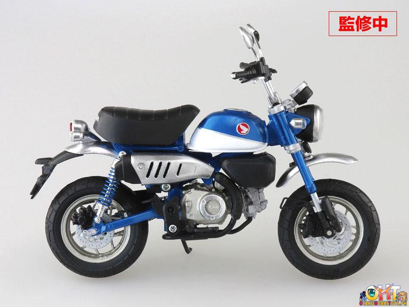Aoshima 1/12 Honda Monkey125 Pearl Nebula Red / Pearl Glittering Blue / Banana Yellow