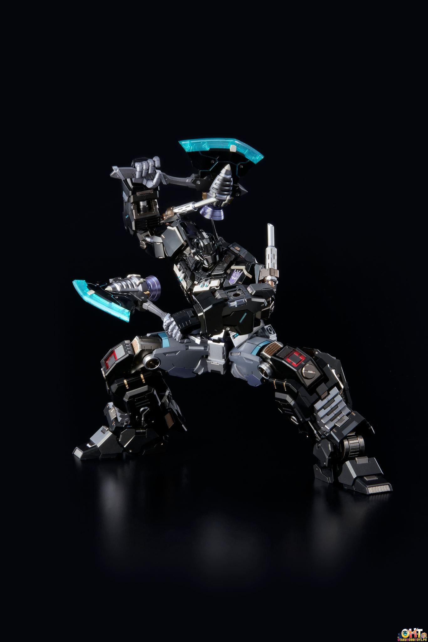 Flame Toys [Kuro Kara Kuri] Nemesis Prime + TF Voyager - Transformers