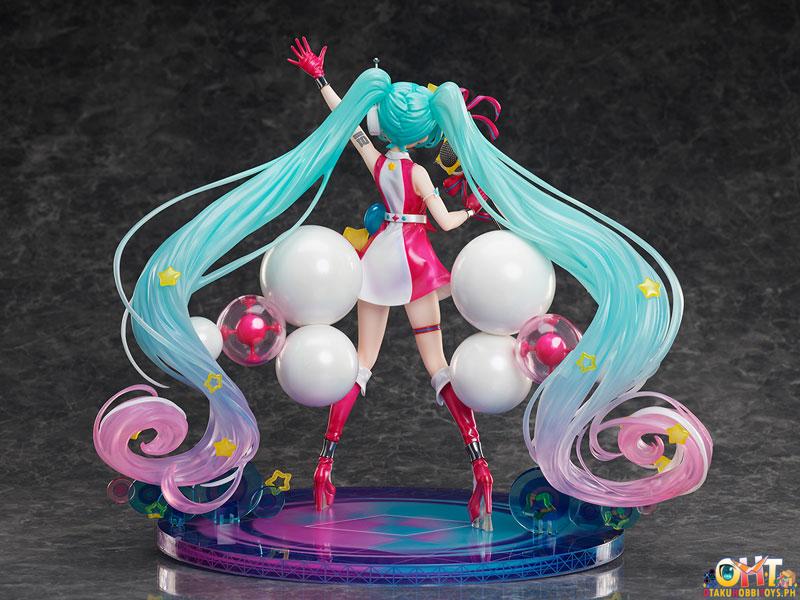 Amiami VOCALOID 1/7 Hatsune Miku Magical Mirai 10th Anniversary Ver.