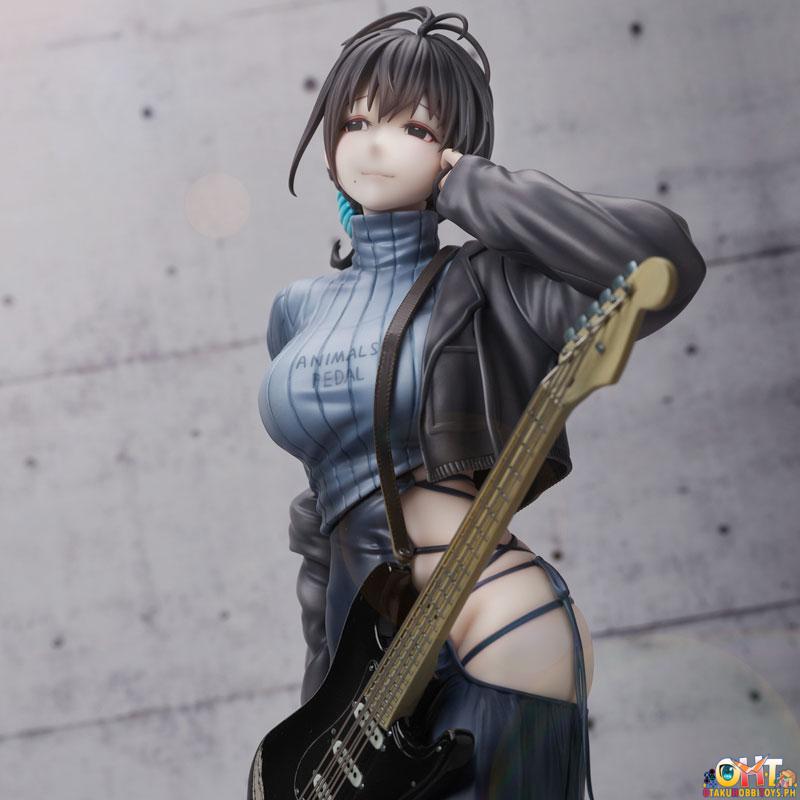 Union Creative hitomio16 Illustration Guitar Mei Mei Backless Dress