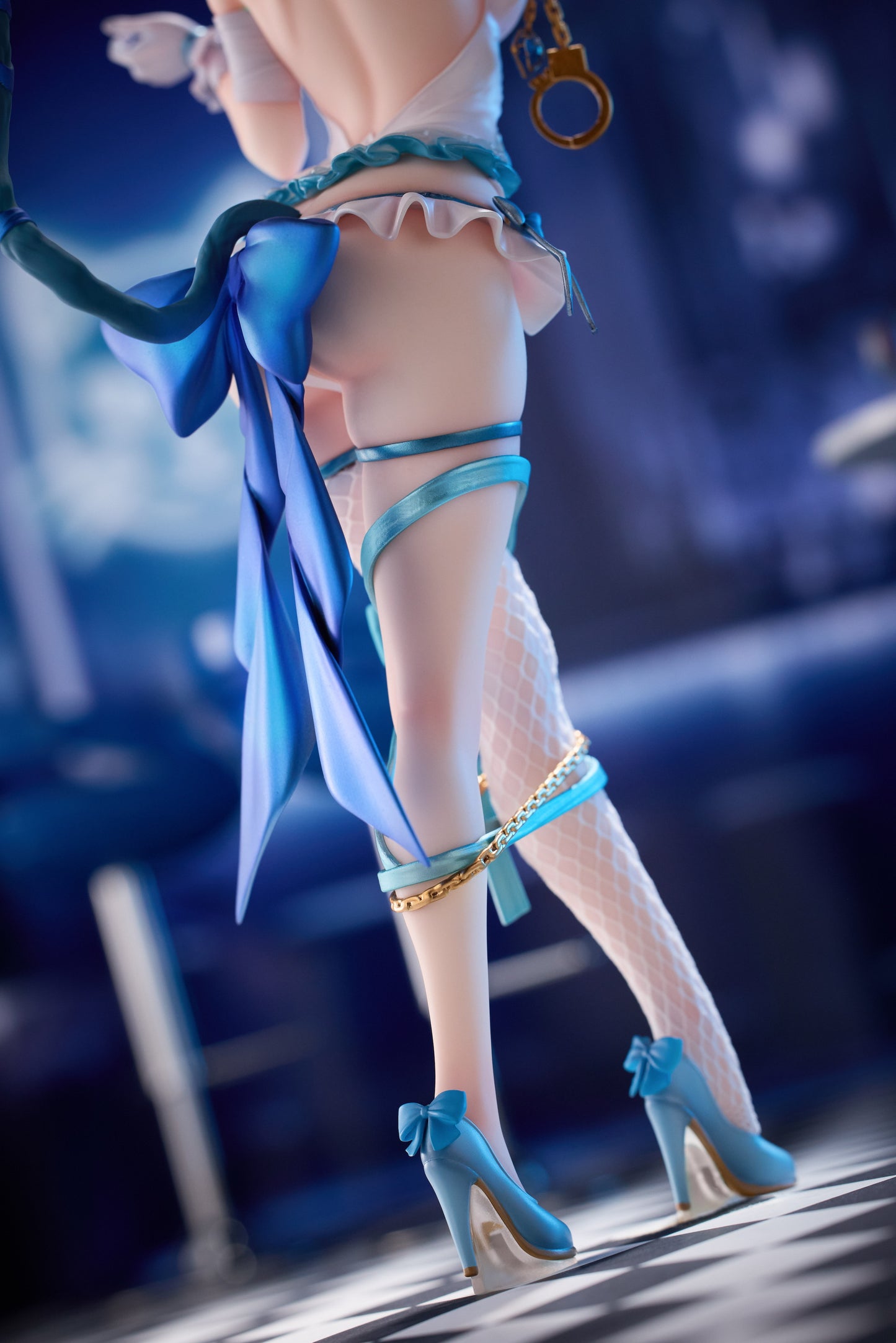 SIKI ANIM 1/7 Shibarare Neko Putika-chan DELUXE EDITION