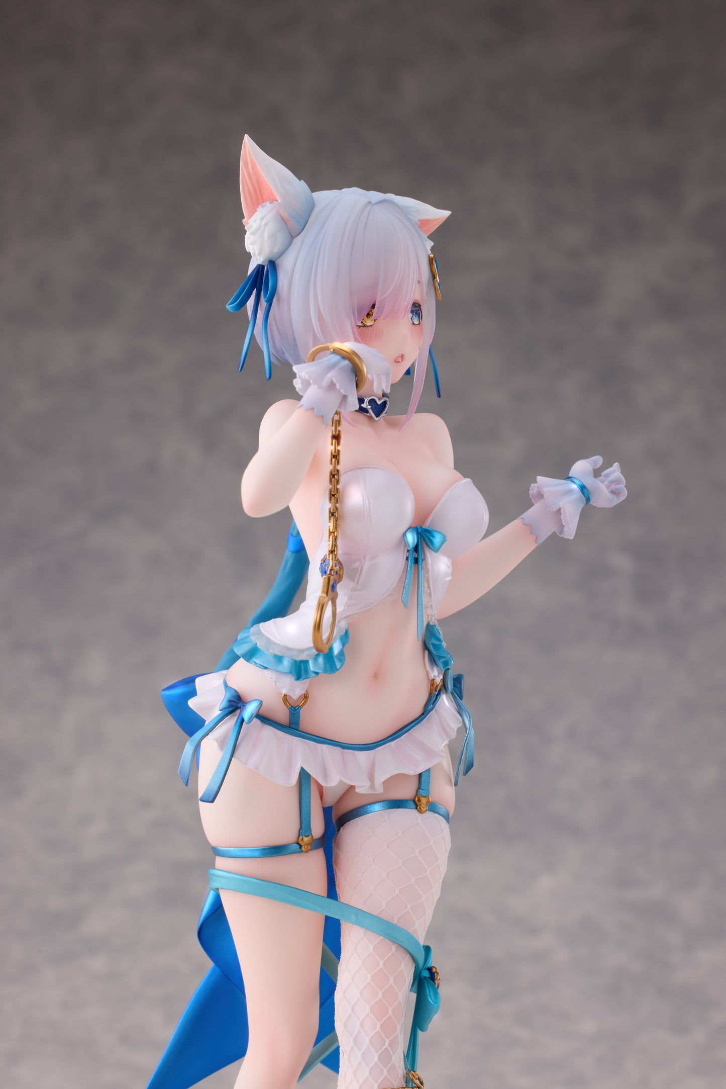 SIKI ANIM 1/7 Shibarare Neko Putika-chan DELUXE EDITION
