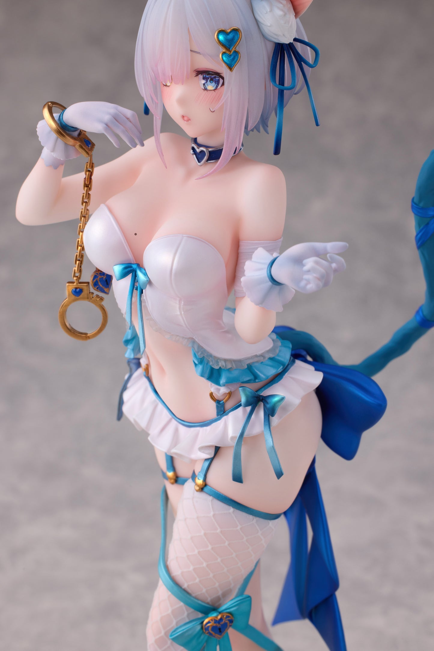 SIKI ANIM 1/7 Shibarare Neko Putika-chan DELUXE EDITION