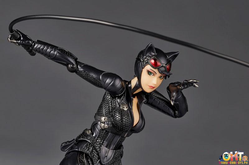 Kaiyodo Batman: Arkham Knight Revoltech Amazing Yamaguchi Catwoman