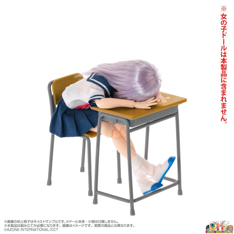 Azone AzoPla Series 1/6 School Desk and Chair Plastic Model Kit