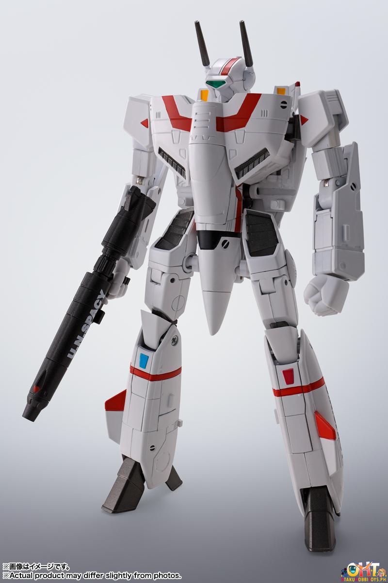 HI-METAL R VF-1J ARMORED VALKYRIE (HIKARU ICHIJO USE) REVIVAL Ver. - Super Dimension Fortress Macross