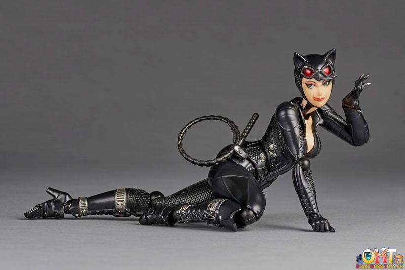 Kaiyodo Batman: Arkham Knight Revoltech Amazing Yamaguchi Catwoman