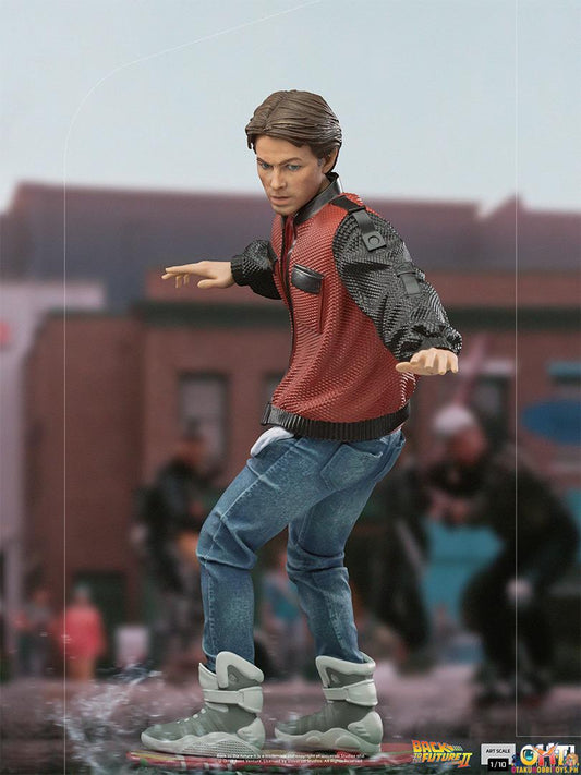 Iron Studios 1/10 Marty McFly on Hoverboard Art Scale - Back to the Future Part II