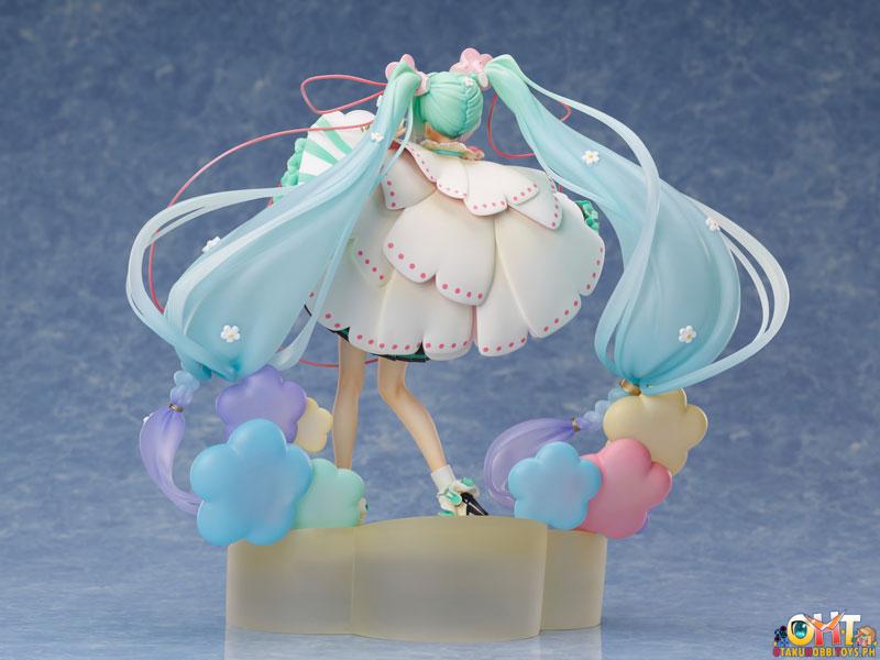FuRyu VOCALOID 1/7 Hatsune Miku Magical Mirai 2021 Ver