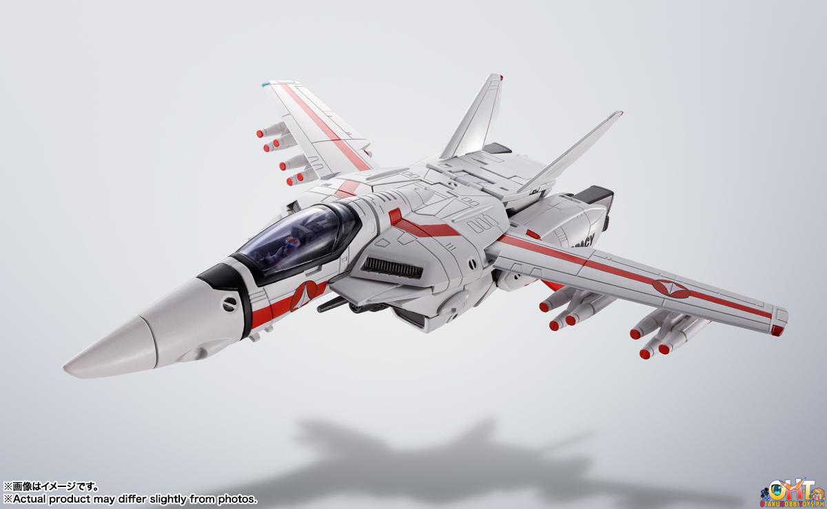 HI-METAL R VF-1J ARMORED VALKYRIE (HIKARU ICHIJO USE) REVIVAL Ver. - Super Dimension Fortress Macross