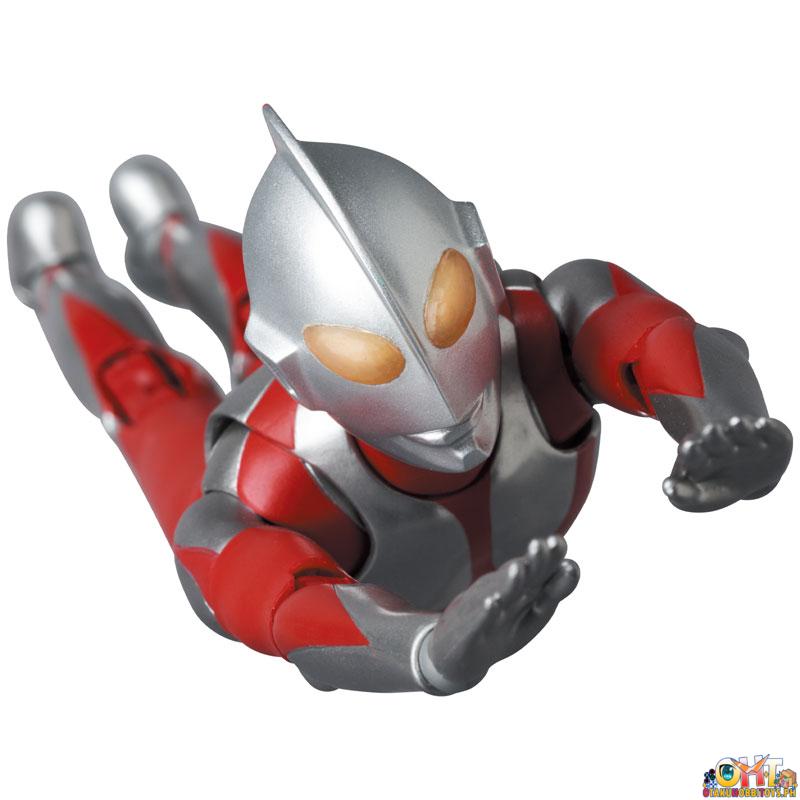 Mafex No.207 Ultraman (Shin Ultraman Edition) DX Ver.