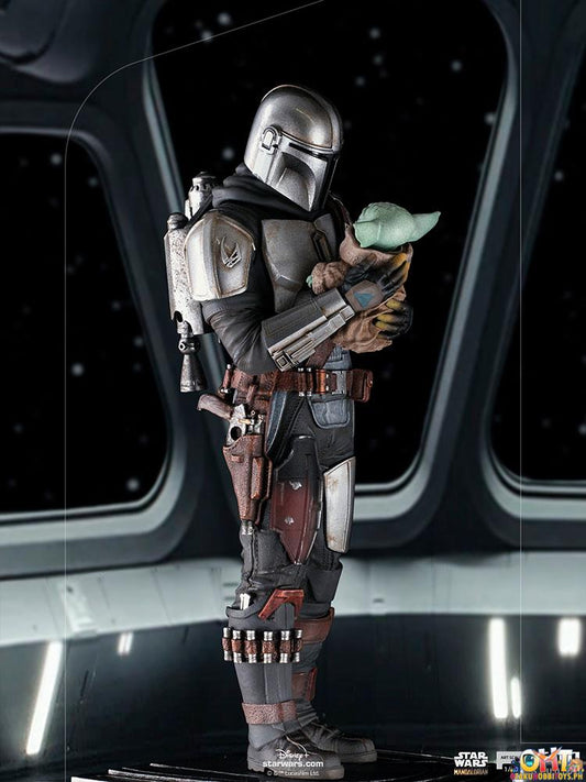 Iron Studios 1/10 The Mandalorian and Grogu Art Scale - The Mandalorian