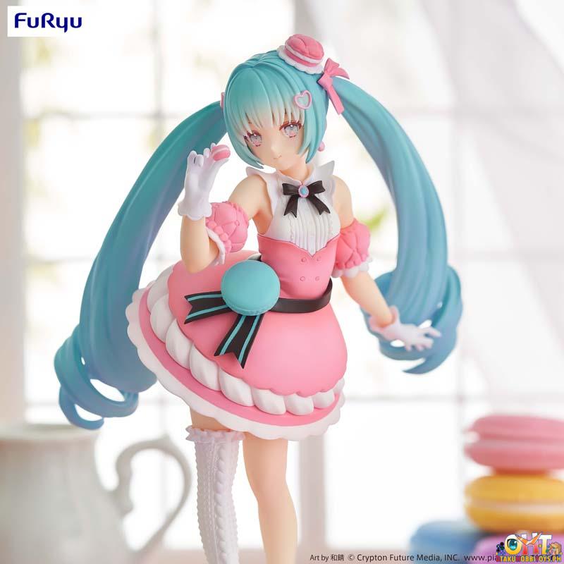 Furyu Piapro Characters Exceed Creative Figure Hatsune Miku Sweet Sweets Series Macaroon