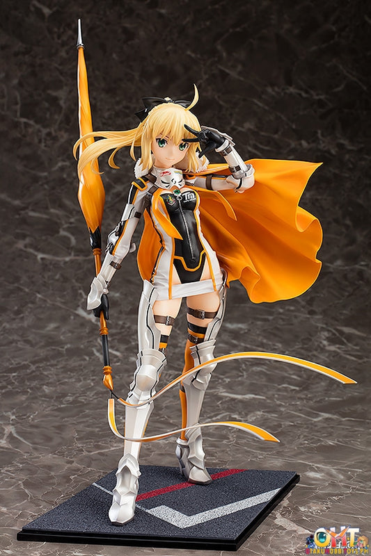 GOOD SMILE Racing 1/7 Altria Pendragon: Racing Ver.
