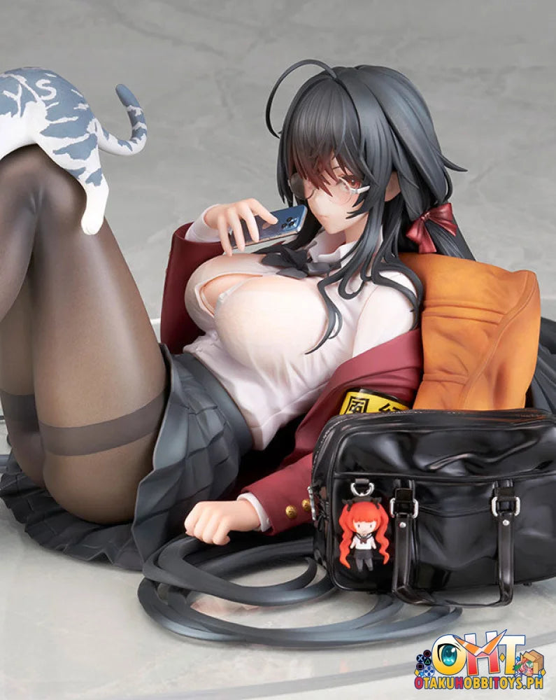 Alter 1/7 Azur Lane - Taihou Sweet Time After School Ver. Scale Figure