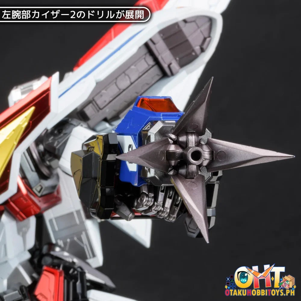 Amakuni Kizin Great Might Gaine Articulated Figure