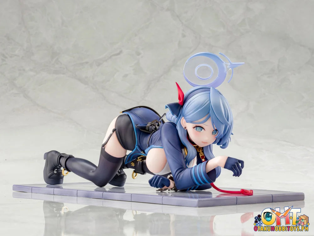 AmiAmi 1/7 Blue Archive Ako Memorial Lobby ver. Scale Figure