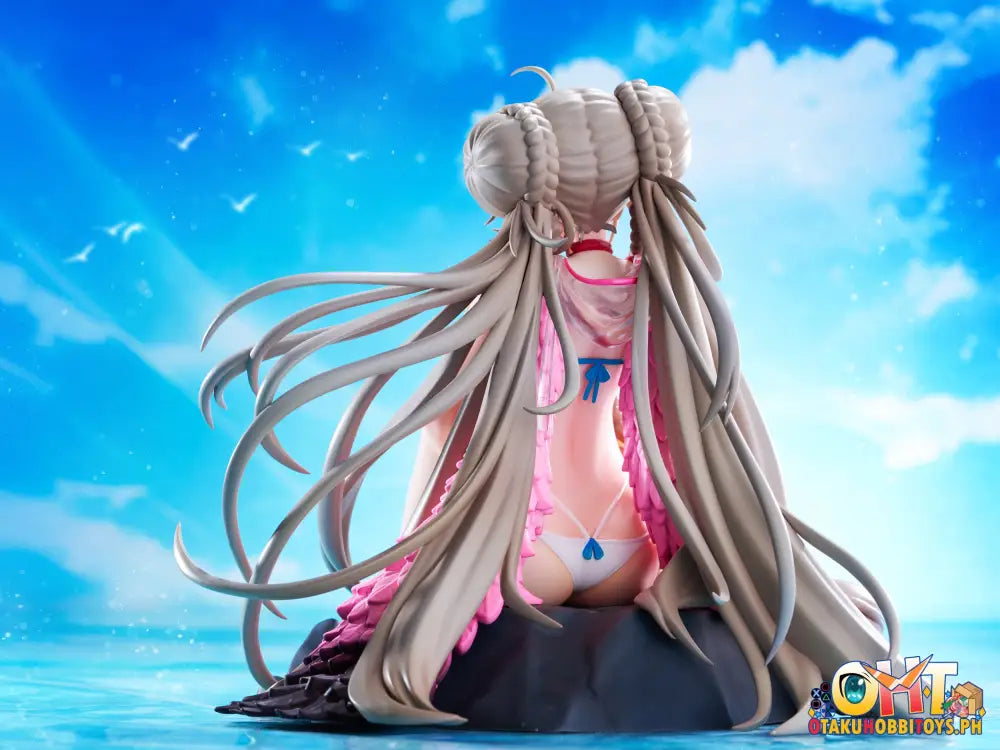 Amiami Azur Lane 1/7 Formidable The Lady Of The Beach Ver. Scale Figure