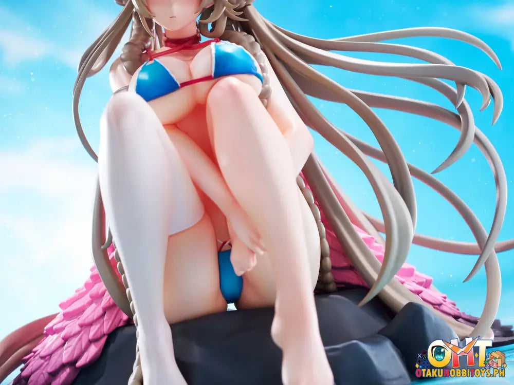 Amiami Azur Lane 1/7 Formidable The Lady Of The Beach Ver. Scale Figure