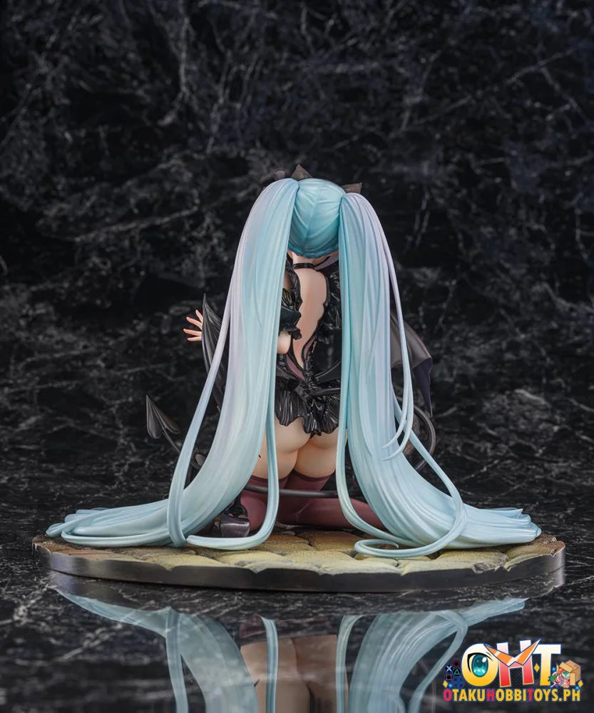 AmiAmi Azur Lane Janus Fright-Night Scaredy-Cat ver. 1/7 Scale Figure - Scale Figure