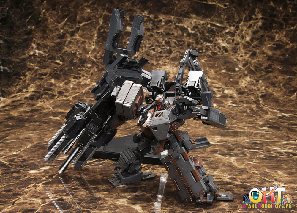 Armored Core V Ucr-10/A Vengeance Plastic Model Kit