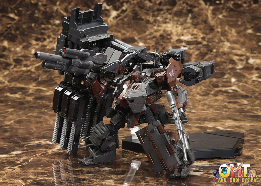Armored Core V Ucr-10/A Vengeance Plastic Model Kit