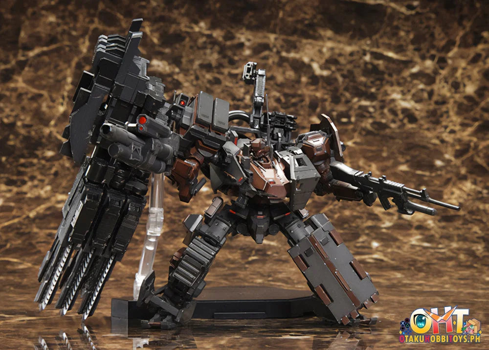 Armored Core V Ucr-10/A Vengeance Plastic Model Kit
