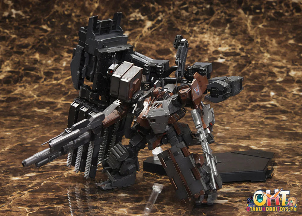Armored Core V Ucr-10/A Vengeance Plastic Model Kit