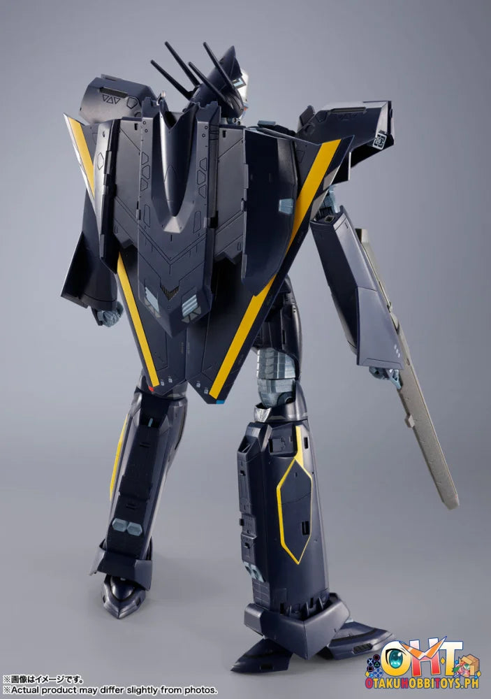Bandai DX CHOGOKIN VF-17S NIGHTMARE STEALTHVALKYRIE (GAMLIN KIZAKI use) Articulated Figure