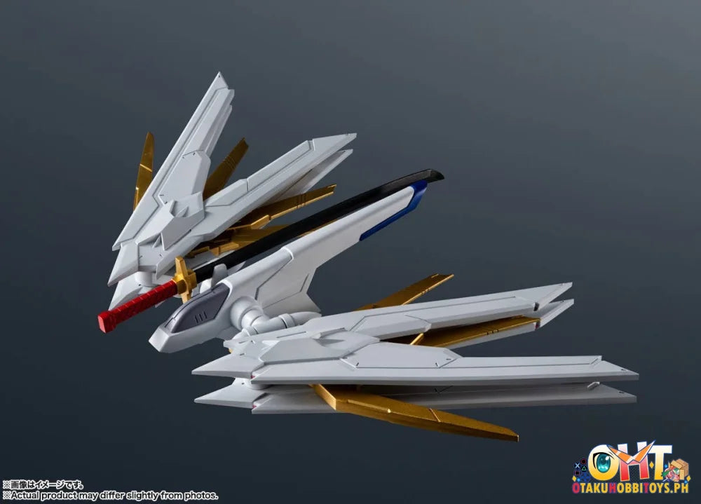 Bandai GUNDAM UNIVERSE MIGHTY STRIKE FREEDOM GUNDAM Articulated Figure