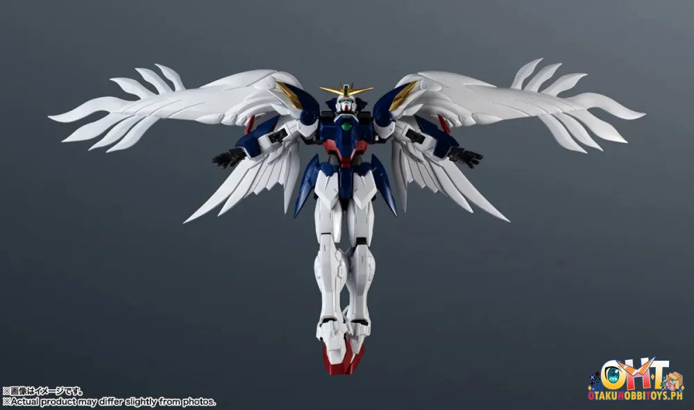 Bandai GUNDAM UNIVERSE XXXG-00W0 WING GUNDAM ZERO(EW) RENEWAL - Articulated Figure