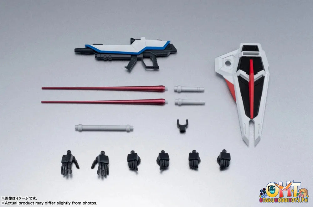 Bandai GUNDAM UNIVERSE ZGMF-X10A FREEDOM GUNDAM RENEWAL - Articulated Figure