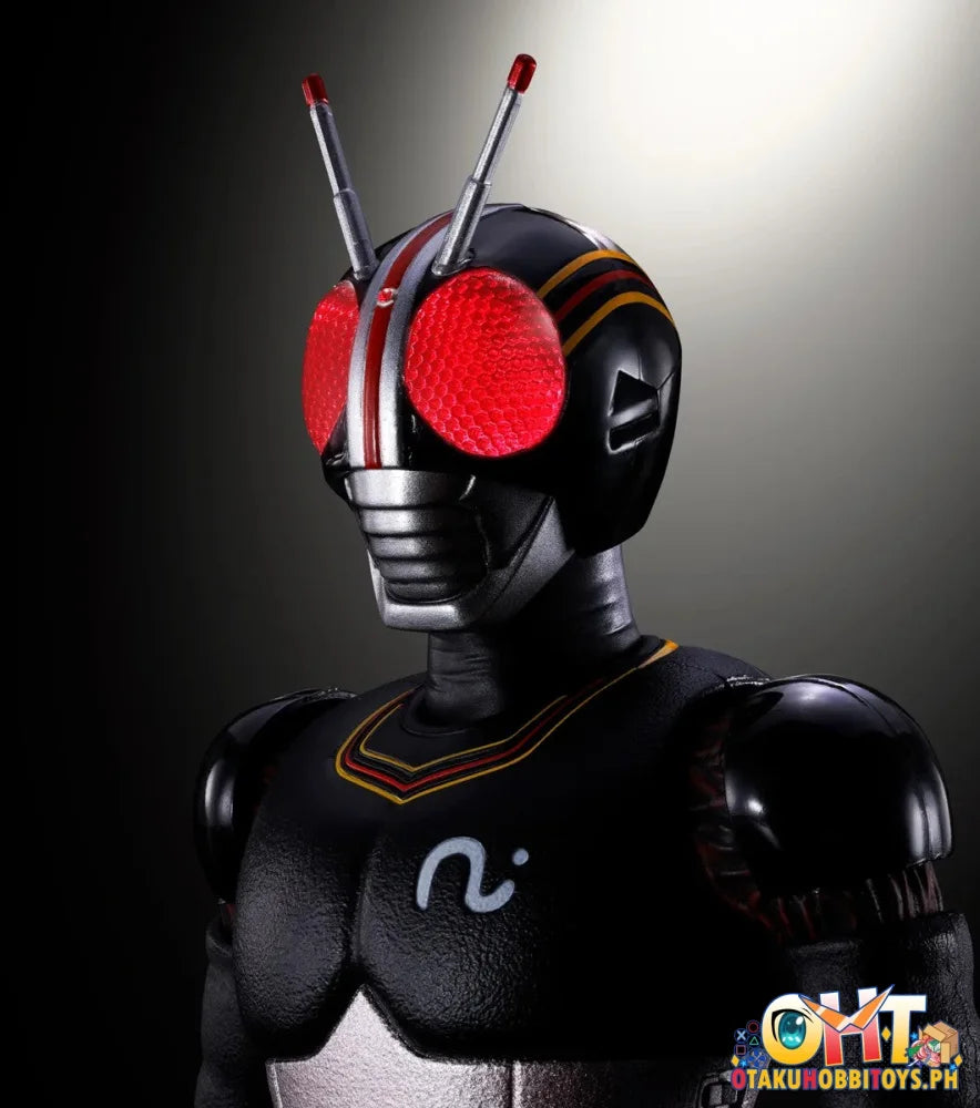 Bandai Kamen Rider BLACK S.H.Figuarts (SHINKOCCHOU SEIHOU) Masked Rider BLACK Kingstone Flash Edition - Articulated