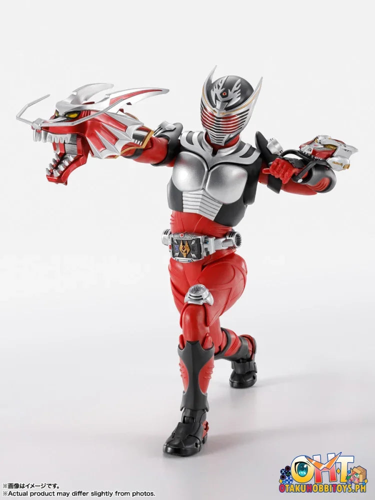 Bandai S.H.Figuarts (SHINKOCCHOU SEIHOU) MASKED RIDER RYUKI Articulated Figure