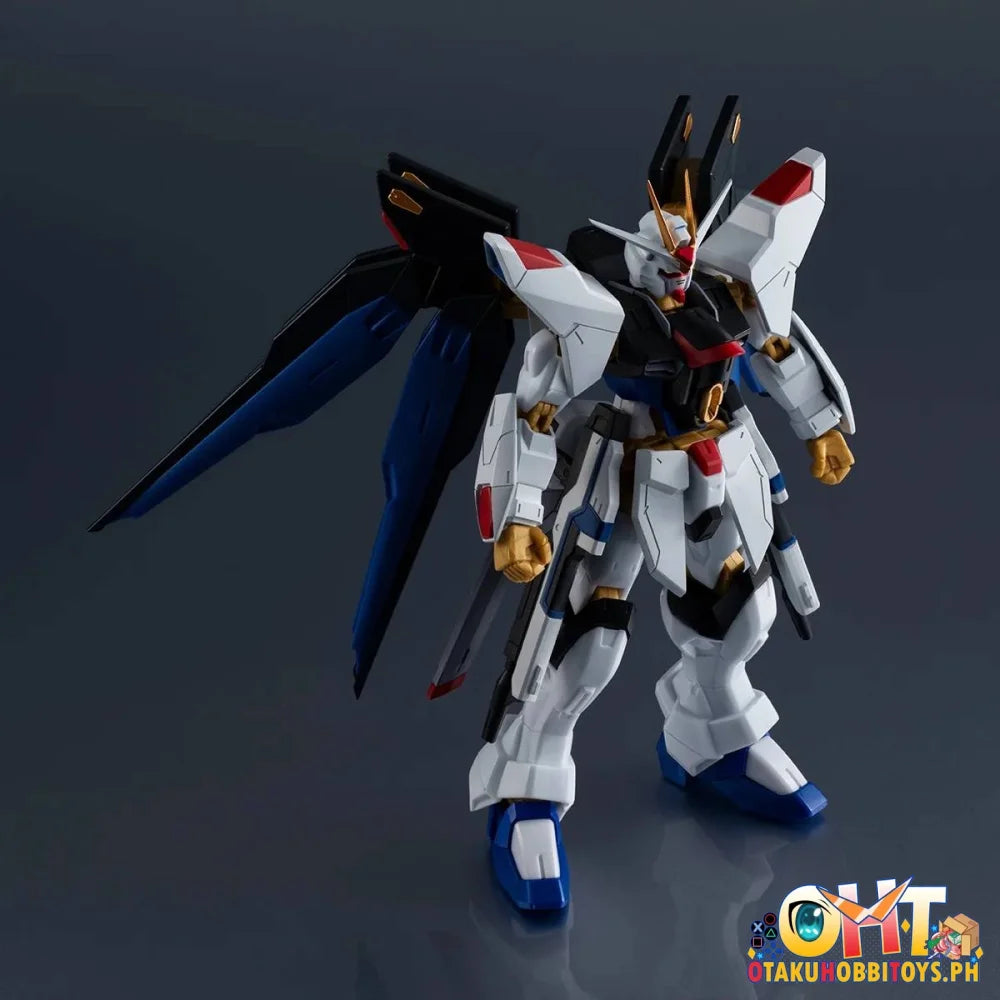 Bandai Mobile Suit Gundam SEED Destiny GUNDAM UNIVERSE ZGMF-X20A STRIKE FREEDOM GUNDAM RENEWAL