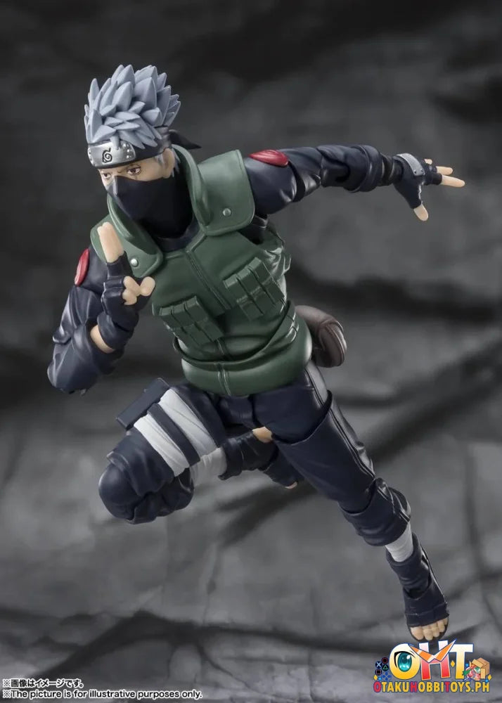 Bandai NARUTO S.h.figuarts Kakashi Hatake -the Famed Sharingan Hero- - Articulated Figure