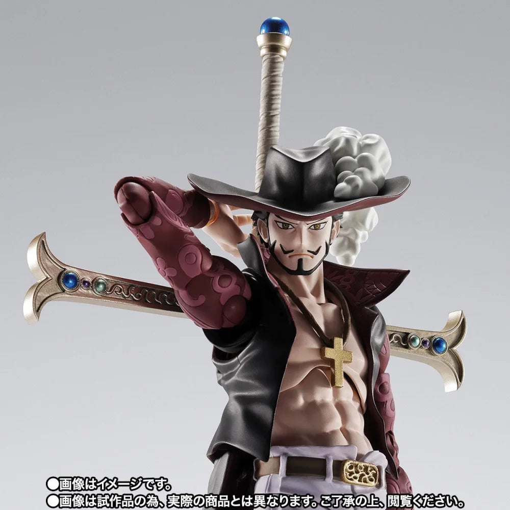 Bandai S.H.Figuarts DRACULE MIHAWK -HAWK-EYE- Articulated Figure