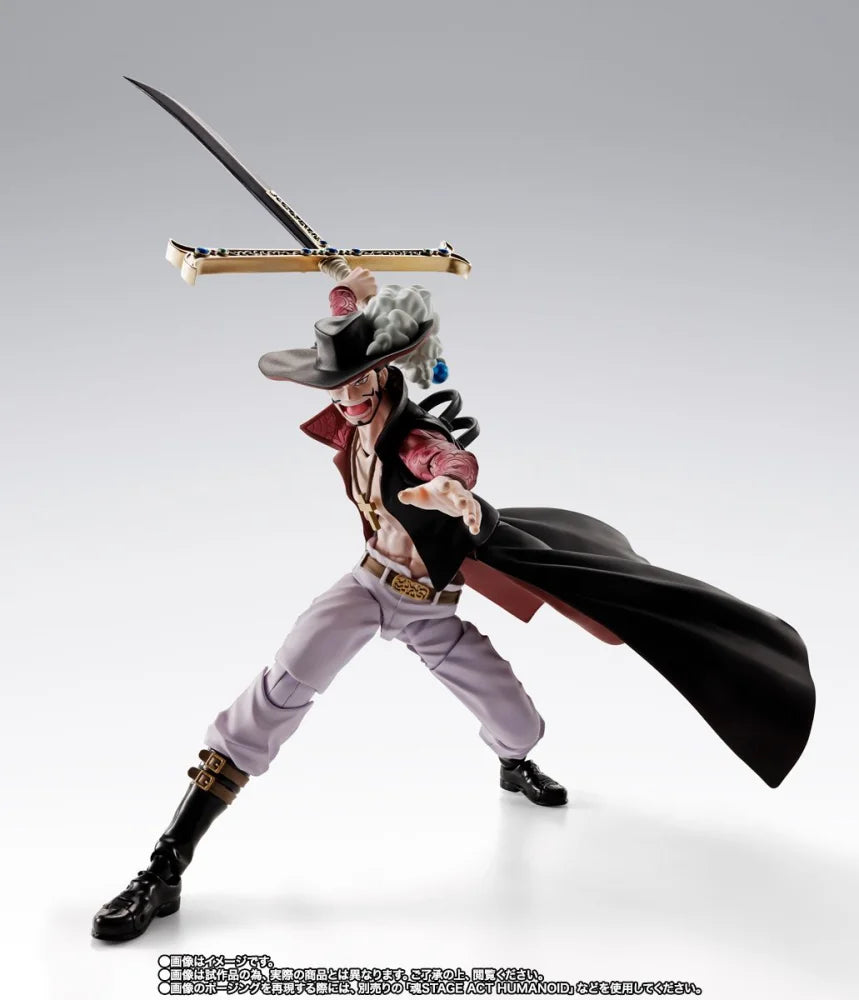 Bandai S.H.Figuarts DRACULE MIHAWK -HAWK-EYE- Articulated Figure