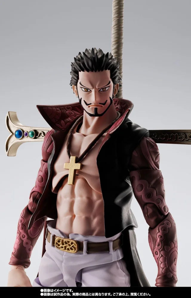 Bandai S.H.Figuarts DRACULE MIHAWK -HAWK-EYE- Articulated Figure