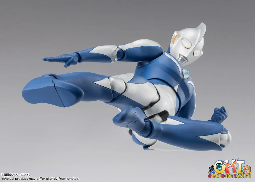 Bandai S.H.Figuarts ULTRAMAN COSMOS LUNA MODE Articulated Figure