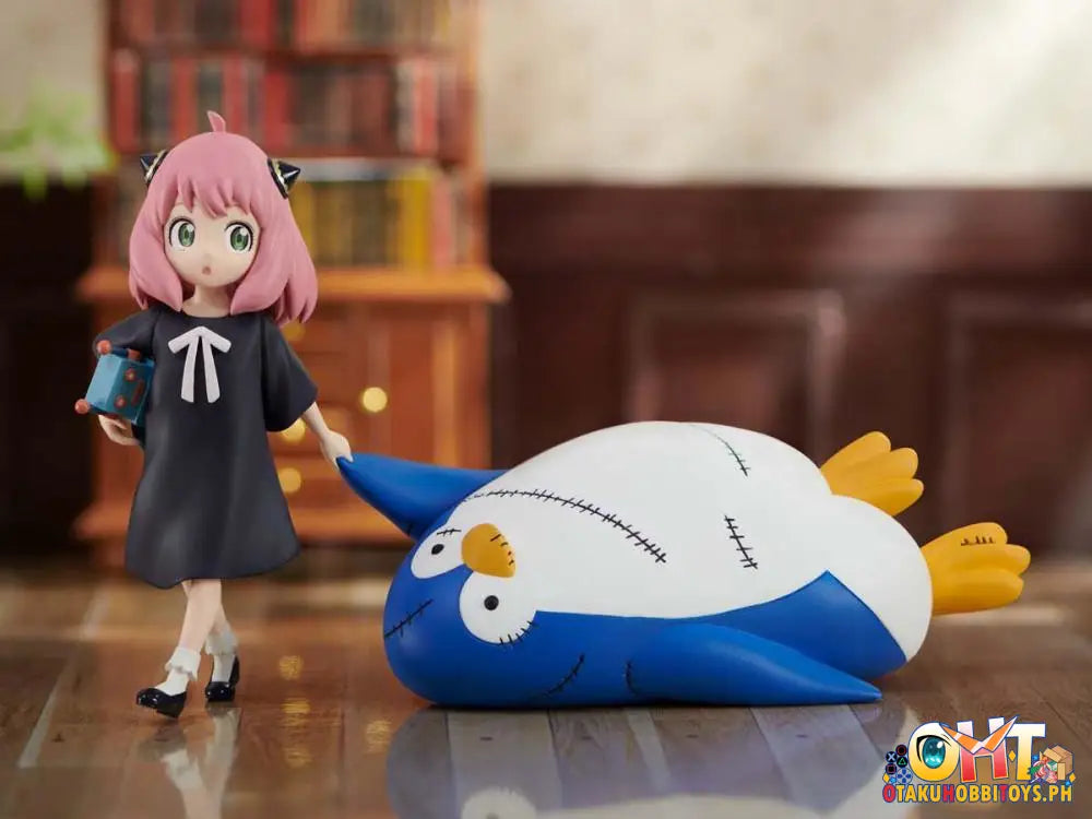 Banpresto Spy×Family Break Time Collection Anya Forger & Penguin Prize Figure