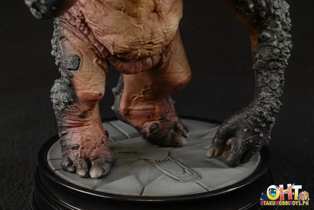 Dark Horse The Witcher 3 Wild Hunt Rock Troll Scale Figure