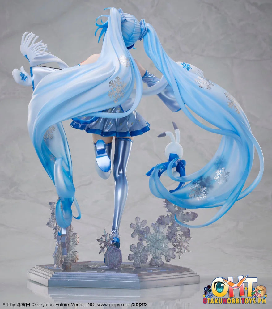 Design Coco 1/7 Snow Miku Sky Town 10Th Anniversary Ver. Scale Figure