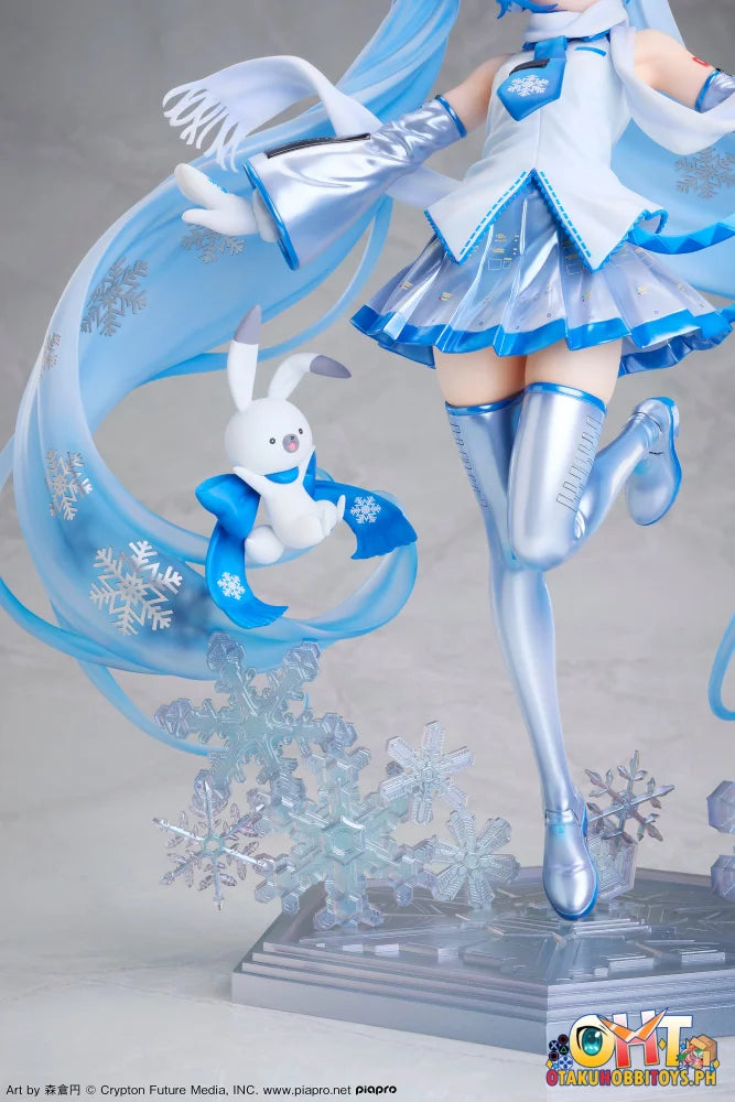 Design Coco 1/7 Snow Miku Sky Town 10Th Anniversary Ver. Scale Figure
