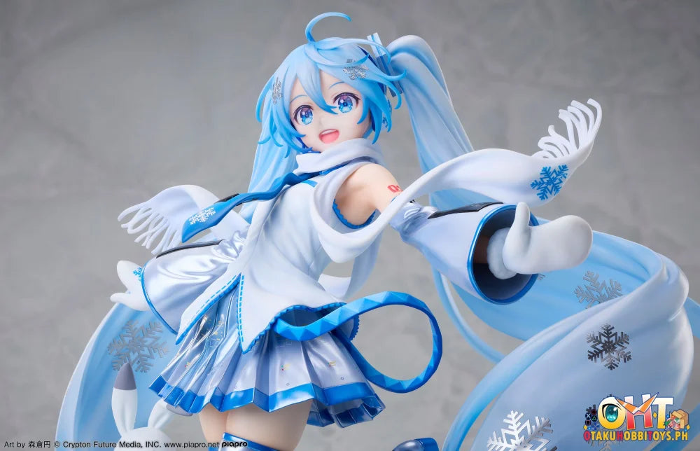 Design Coco 1/7 Snow Miku Sky Town 10Th Anniversary Ver. Scale Figure