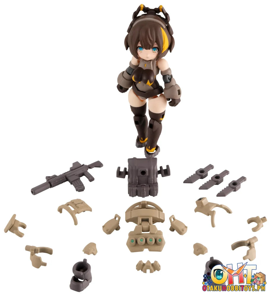 Desk Top Army N-212D Titania Delta (Ver. Scout Equipped Desert Combat Spec) Plastic Model Kit