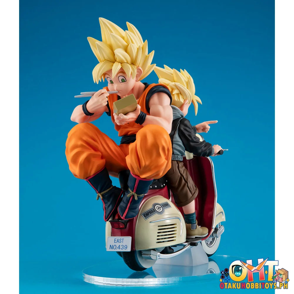 Desktop Real Mccoy Ex Dragon Ball Z Super Saiyan Son Goku & Gohan Mortorbike Scale Figure