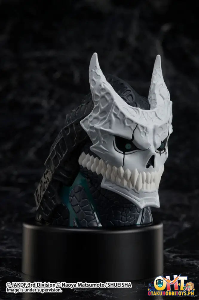 Elcoco Kaiju No. 8 Light Emitting Head Figure